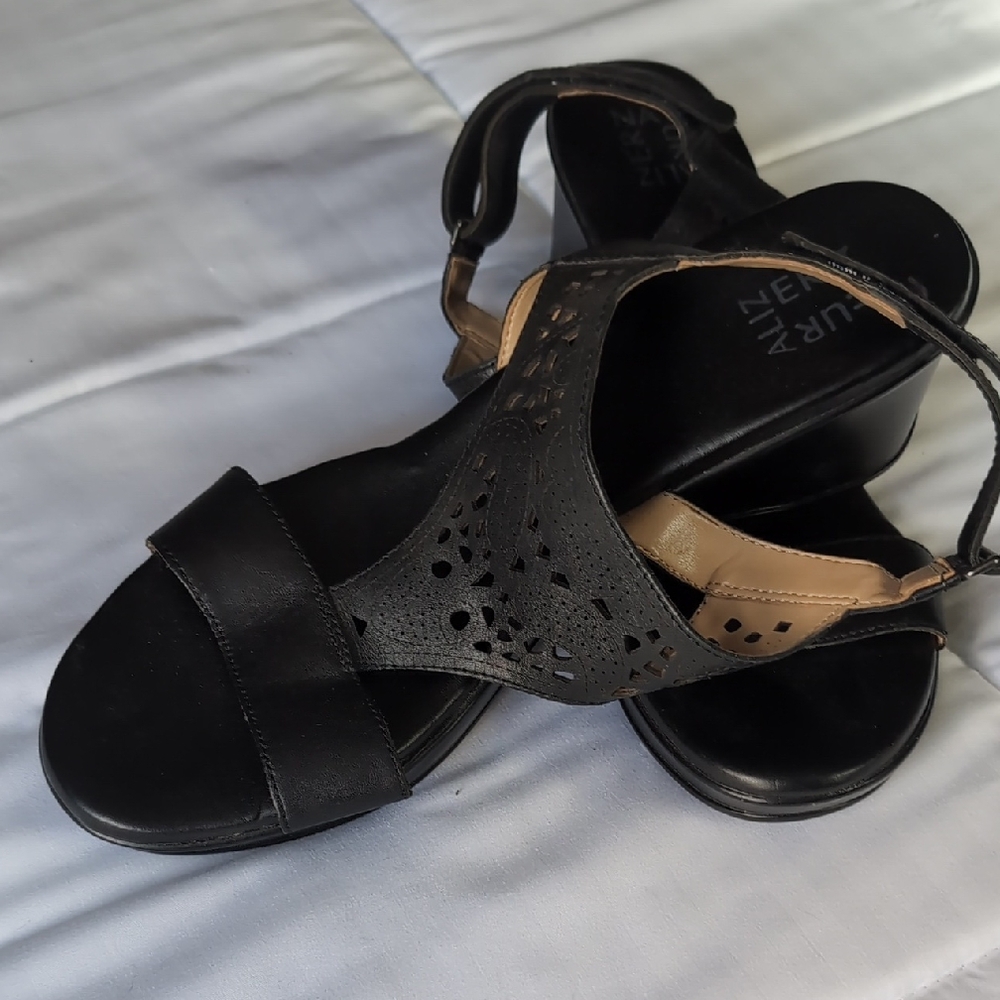 Naturalizer Black Women's Sandals